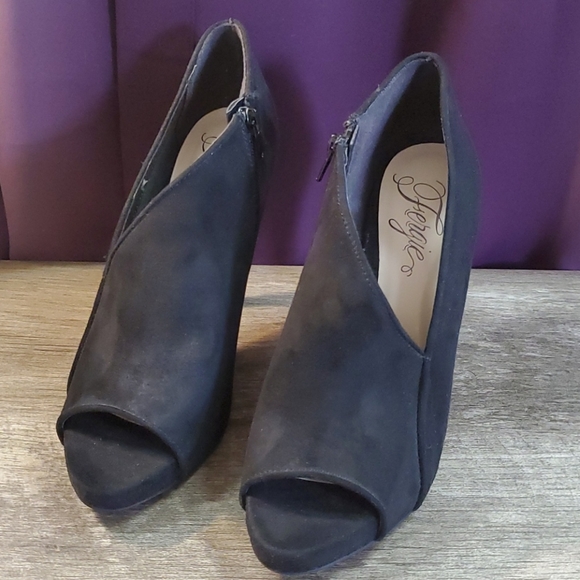 Fergie High Heels Black Size 8M